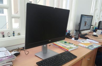 M&agrave;n h&igrave;nh m&aacute;y t&iacute;nh Dell UZ2315H 23 inches hiển thị sắc n&eacute;t